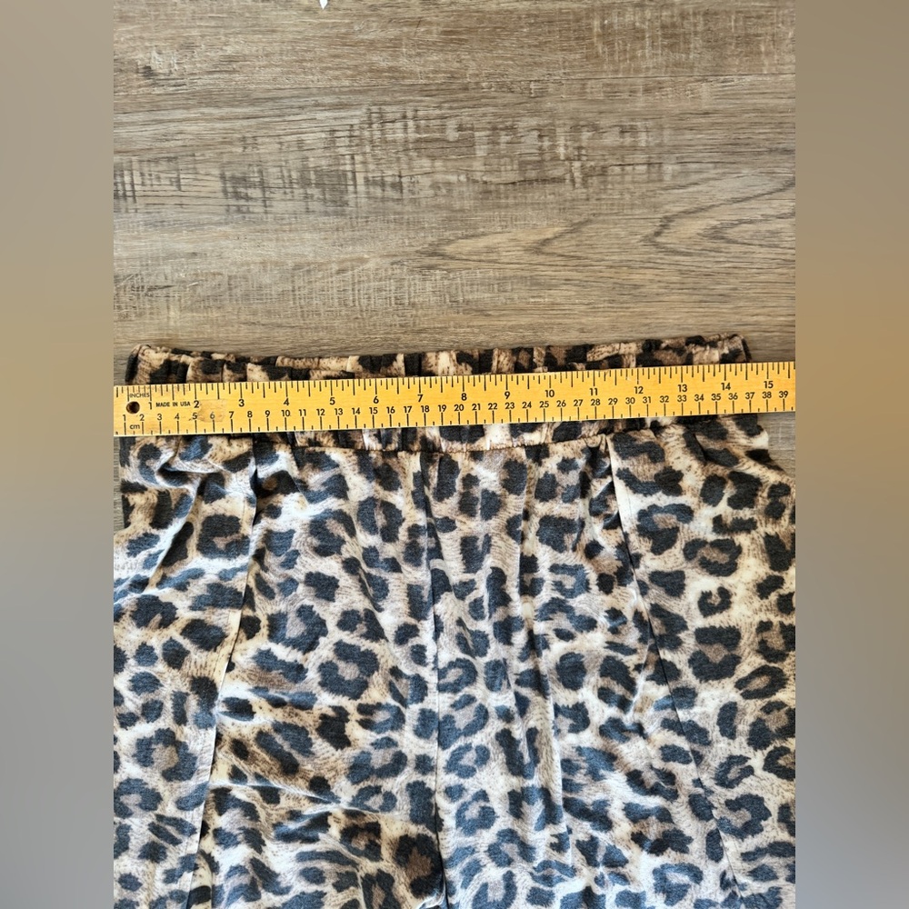 ZENANA Brown Leopard Harem pants with side slit flowy boho loungewear Size Large - Picture 5 of 6